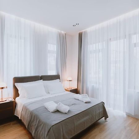 Dyrmo Hotel 培拉特 外观 照片