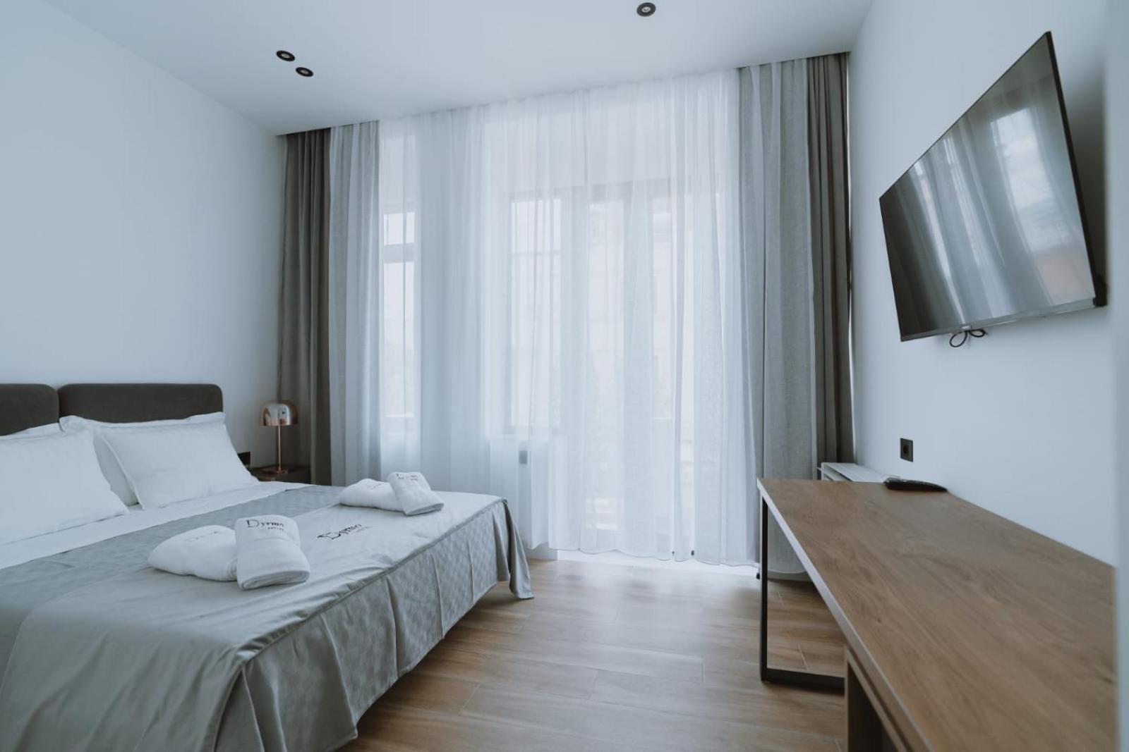 Dyrmo Hotel 培拉特 外观 照片