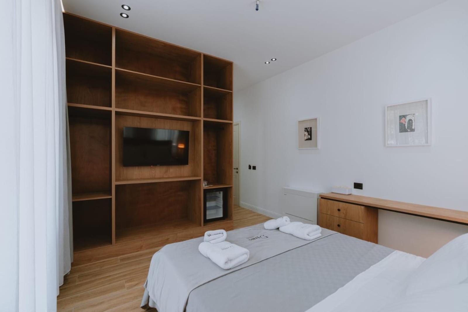Dyrmo Hotel 培拉特 外观 照片