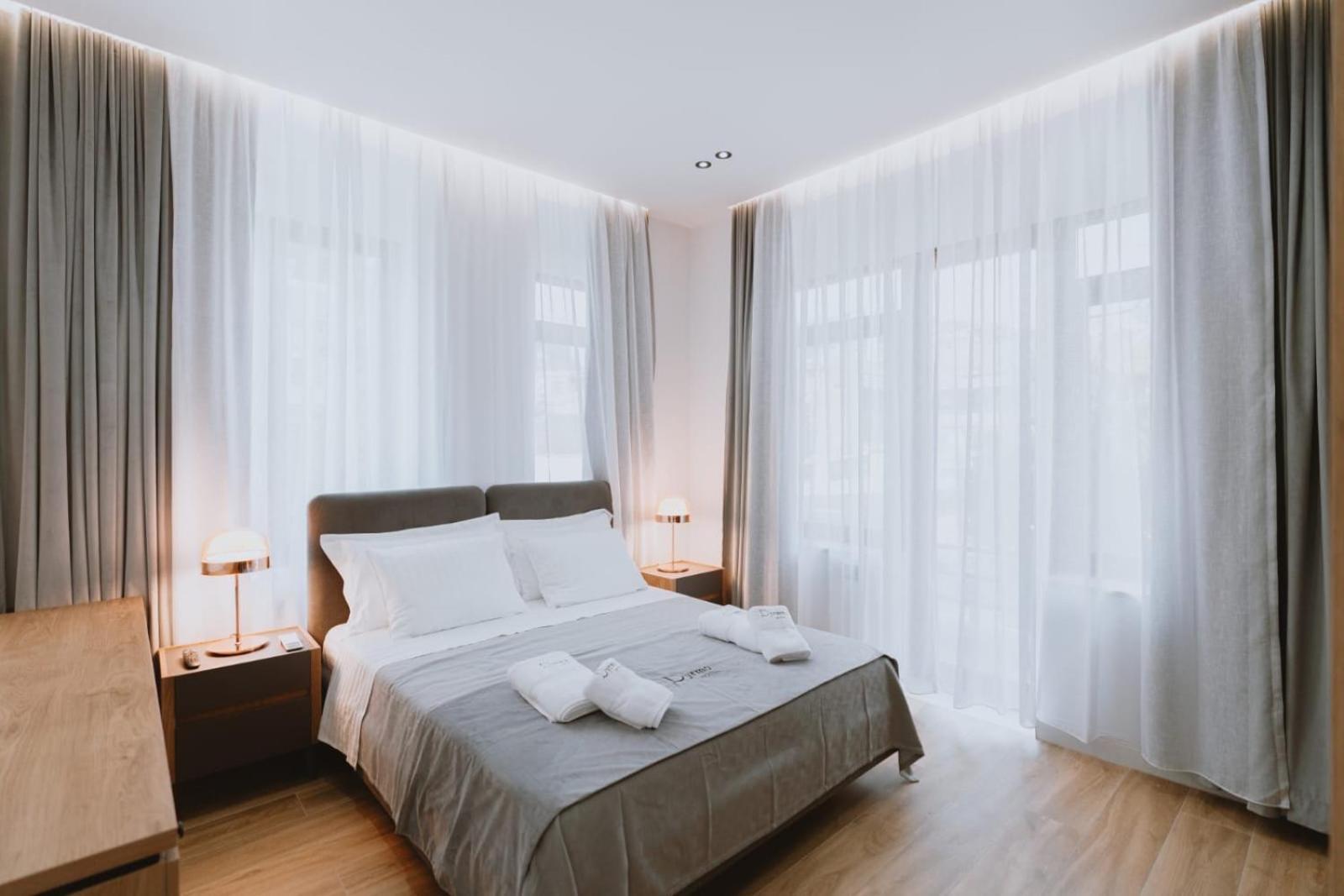 Dyrmo Hotel 培拉特 外观 照片
